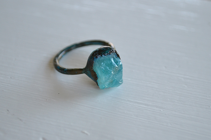Apatite Raw Patinated Copper Ring – Size 6-1/2